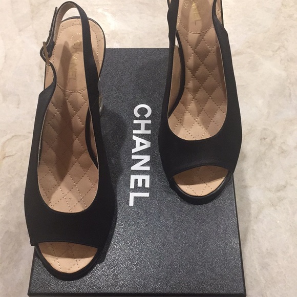 CHANEL Slingbacks - Picture 3 of 6